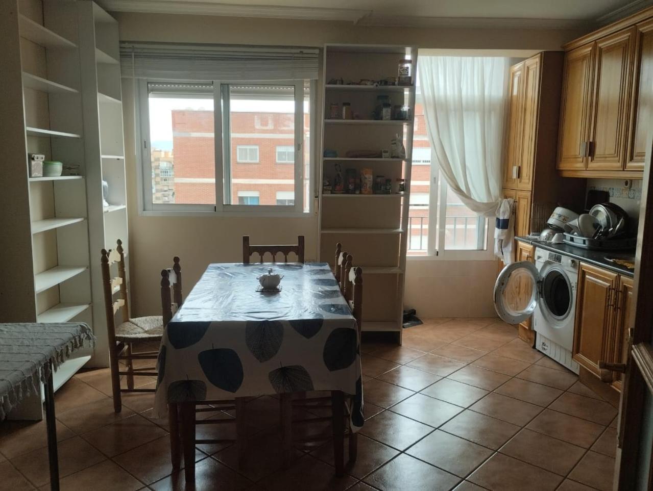 Spacious Room With Private Key And Wifi Granada Esterno foto