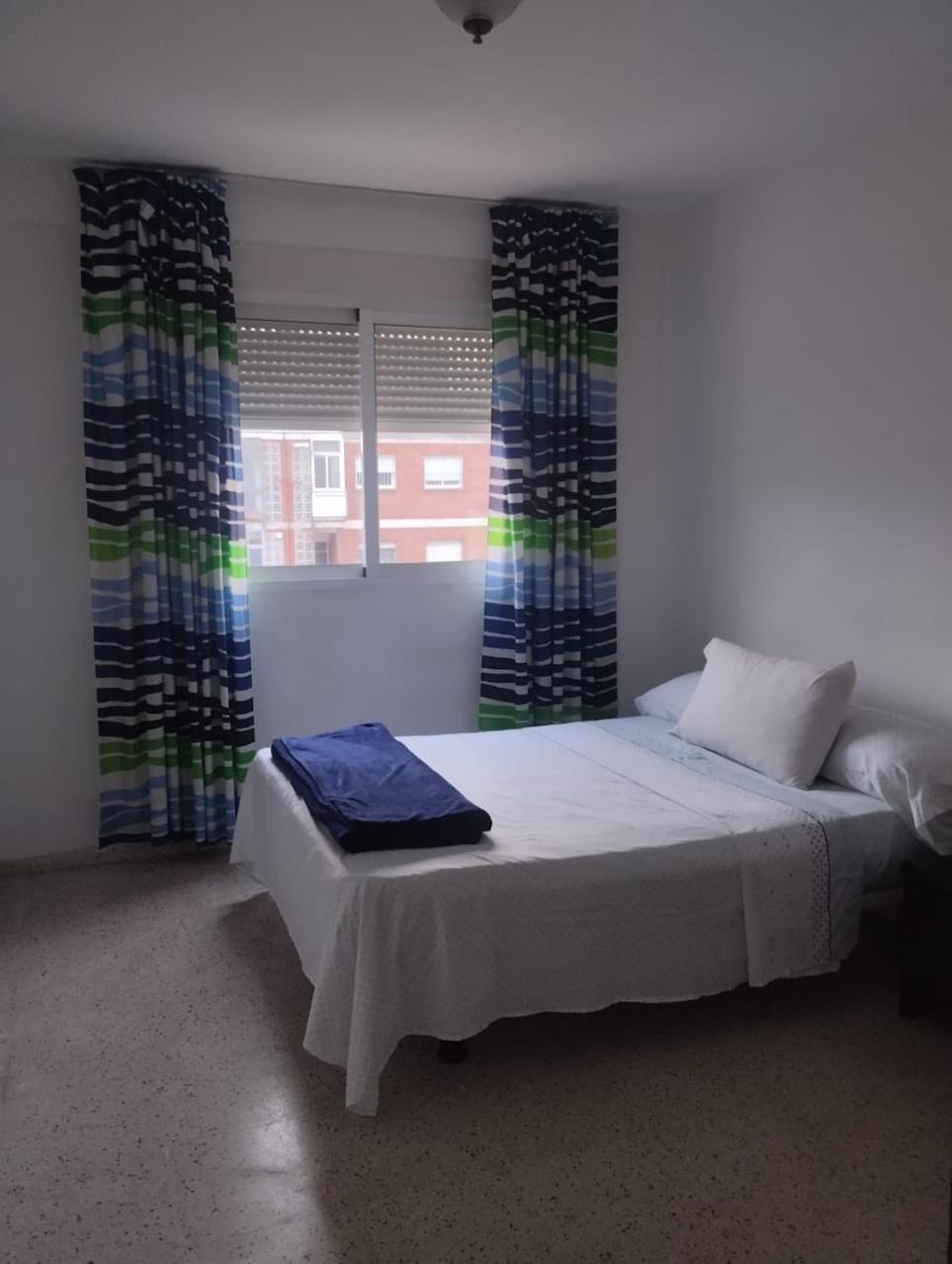 Spacious Room With Private Key And Wifi Granada Esterno foto